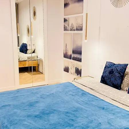 Rudnickiego, Bema, Free Parking By Cosmo Spirit Warszawa