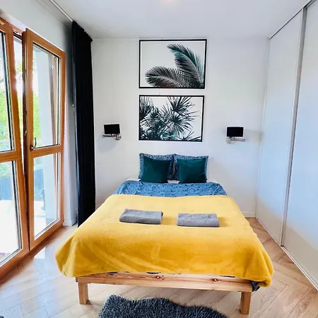 Rudnickiego, Bema, Free Parking By Cosmo Spirit Warszawa