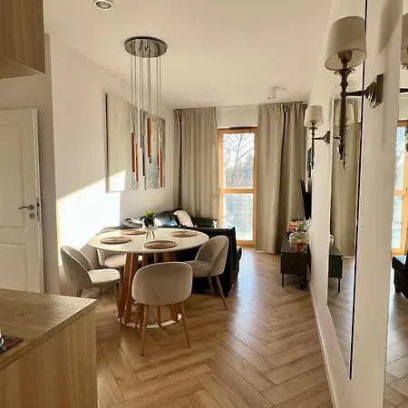 Rudnickiego, Bema, Free Parking By Cosmo Spirit Varsovie